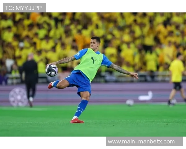 罗马诺确认坎塞洛即将飞往巴塞罗那签约转会事宜即将敲定