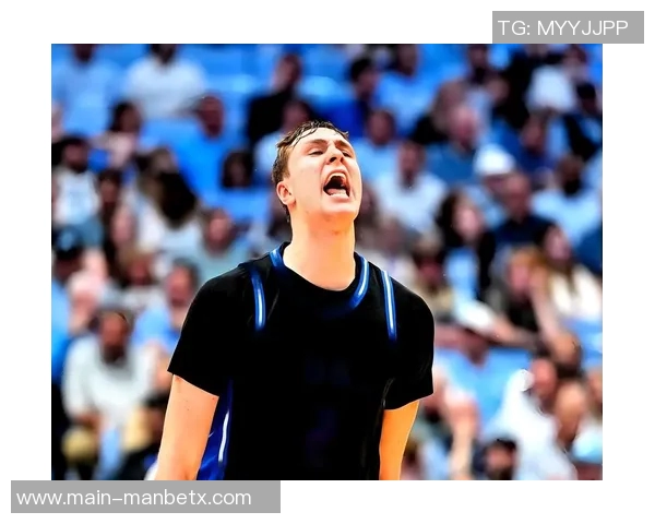 独行侠关注浓眉恢复情况与弗拉格配合对球队胜利的潜在影响