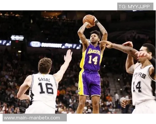 塞克斯顿面对老东家爵士情绪复杂但全力争胜是唯一目标